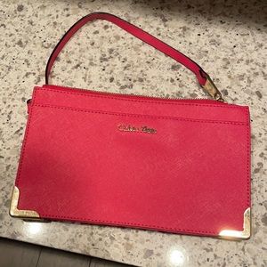 Clutch! Calvin Klein!